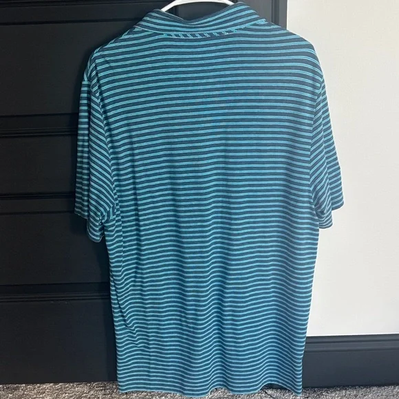 Vineyard Vines Men's Polo in Blue and White Stripes - Picture 3 of 3